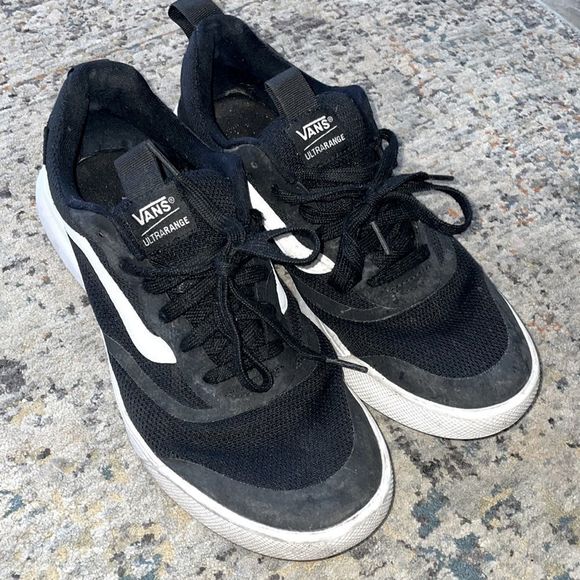 Vans Other - Vans Mens size 10 ultra range black and white sneaker